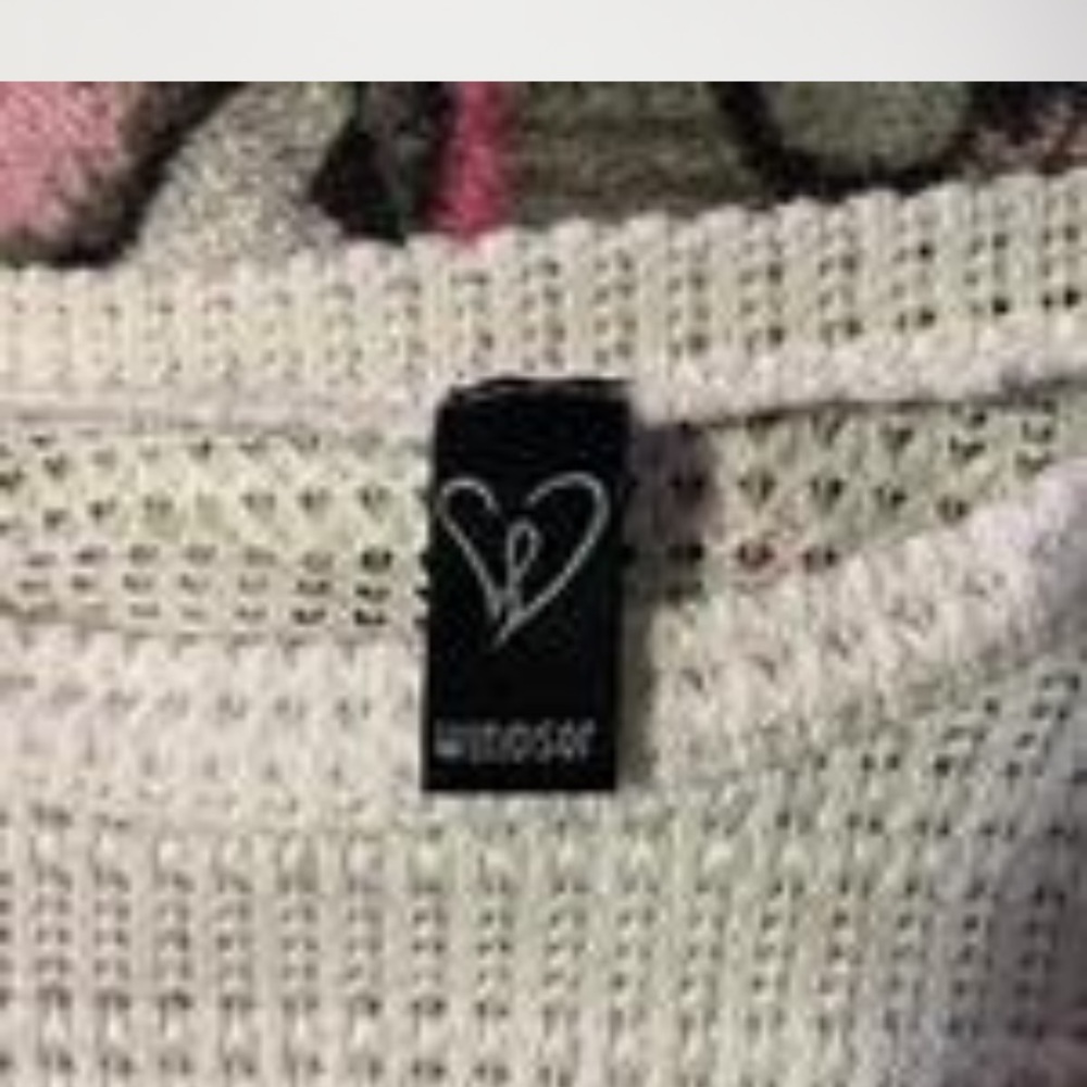 Windsor White Crew Neck Sweater with Textured Knit